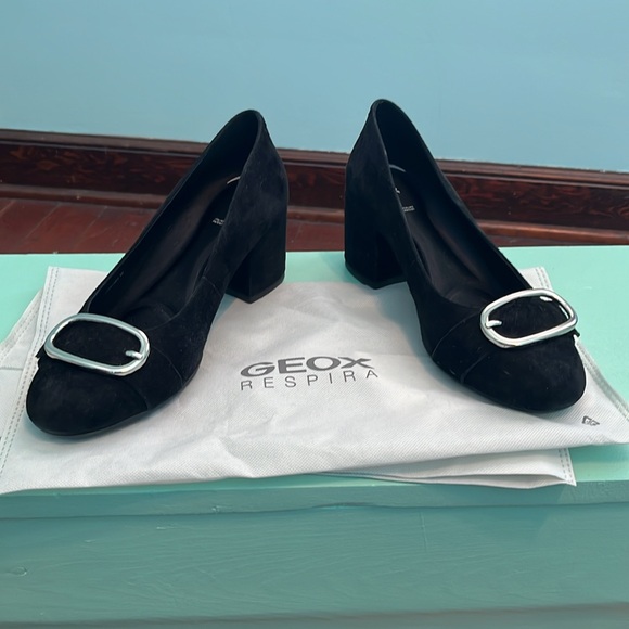 Geox Respira Black Suede Pumps with Block Heel - Picture 7 of 9